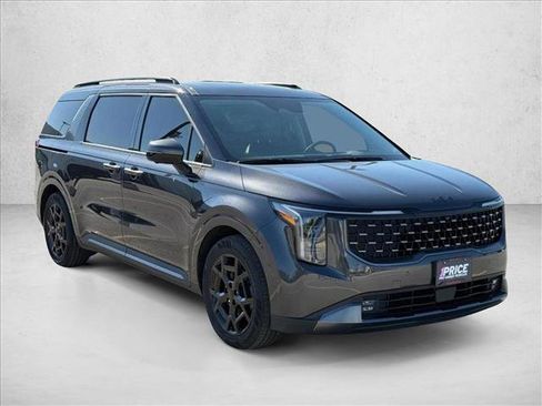 Used 2025 Kia Carnival SX Prestige FWD image 8