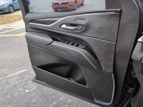 Used 2023 Cadillac Escalade Sport image 23