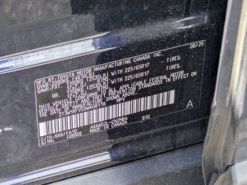 Used 2025 Toyota RAV4 XLE w/ Convenience Package FWD image 16