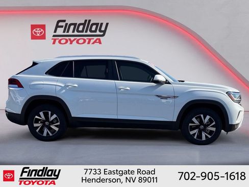 Used 2023 Volkswagen Atlas Cross Sport SE FWD image 11