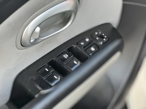Used 2016 Kia Soul FWD image 15
