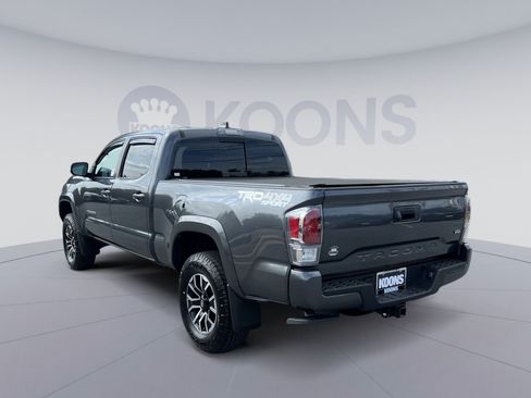 Used 2023 Toyota Tacoma TRD Sport AWD/4WD image 4