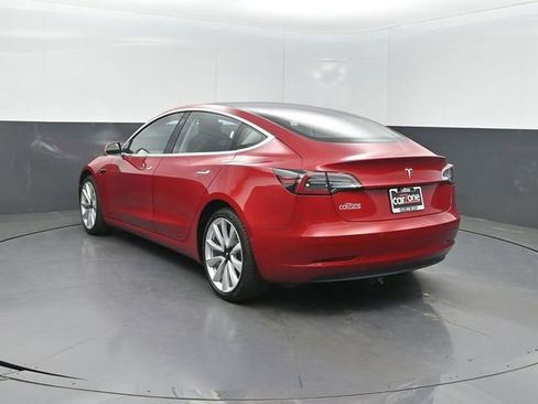 Used 2018 Tesla Model 3 Long Range RWD image 3