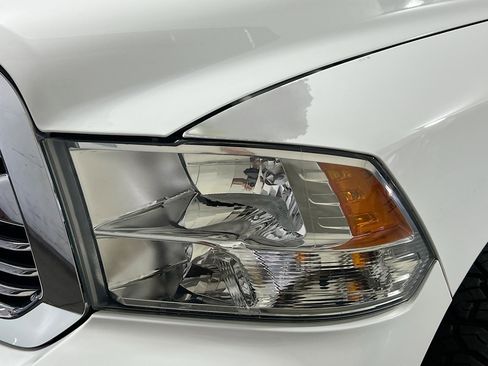 Used 2019 RAM 1500 Big Horn image 11