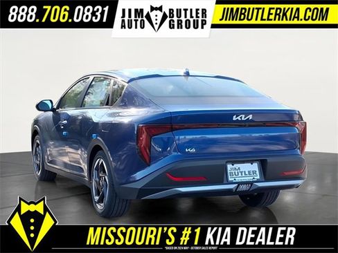 New 2025 Kia K4 EX image 2