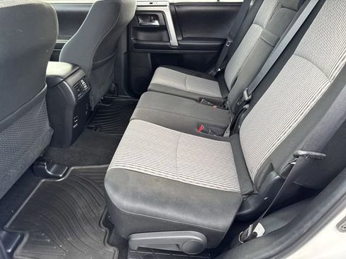 Used 2016 Toyota 4Runner SR5 w/ Four Season Floor Mat Package AWD/4WD image 13