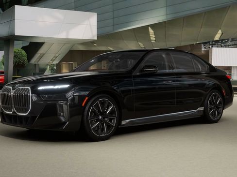 Used 2026 BMW 750e xDrive w/ Executive Package image 27