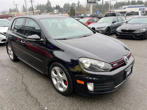 Used 2010 Volkswagen GTI 4-Door image 7