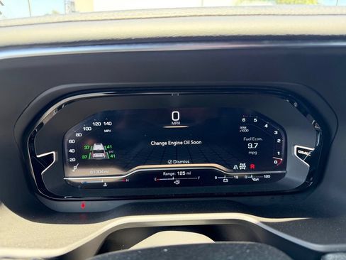 Used 2024 GMC Yukon XL Denali AWD/4WD image 10