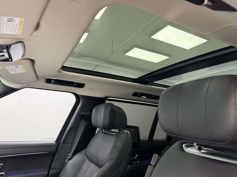 Used 2024 Land Rover Range Rover Long Wheelbase Autobiography AWD/4WD image 36