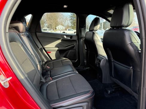 Used 2024 Ford Escape ST-Line image 15