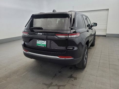 Used 2022 Jeep Grand Cherokee Limited 4xe image 7