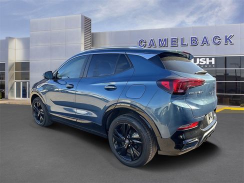 Used 2024 Buick Encore GX Sport Touring image 5