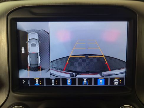 Used 2020 GMC Sierra 3500 Denali w/ Denali Ultimate Package image 10