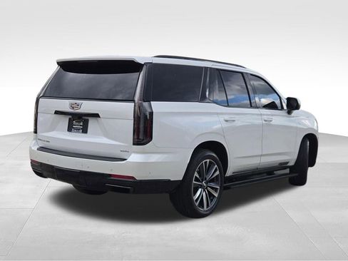 Used 2025 Cadillac Escalade Sport w/ Touring Package AWD/4WD image 11