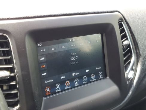 Used 2019 Jeep Compass Latitude AWD/4WD image 20