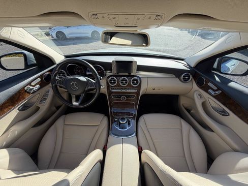 Used 2018 Mercedes-Benz C 300 Sedan image 22