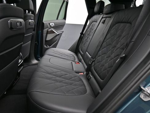 Used 2025 BMW X5 xDrive40i image 16