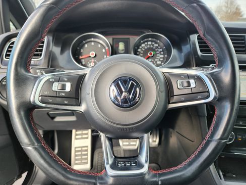 Used 2015 Volkswagen GTI Autobahn image 10
