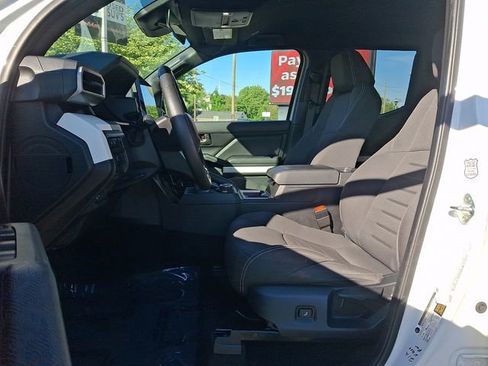 Used 2024 Toyota Tacoma TRD Off-Road image 13