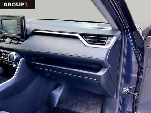 Certified 2022 Toyota RAV4 XLE AWD/4WD image 19