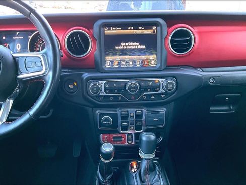 Used 2021 Jeep Gladiator Rubicon image 6