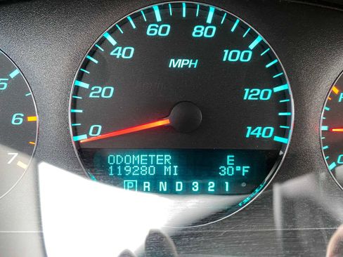 Used 2011 Chevrolet Impala LT image 8