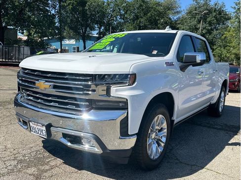 Used 2022 Chevrolet Silverado 1500 LTZ AWD/4WD image 3