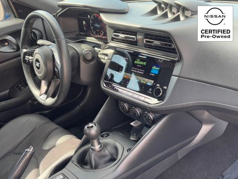 Certified 2024 Nissan Z Performance w/ Floor Mat Package image 9