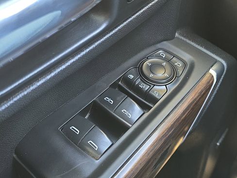 Used 2021 Chevrolet Silverado 3500 High Country w/ Technology Package image 14