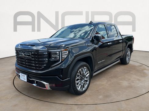 Used 2023 GMC Sierra 1500 Denali Ultimate AWD/4WD image 6