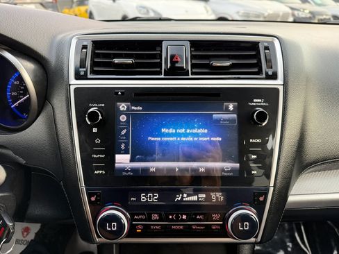 Used 2018 Subaru Outback 2.5i Premium AWD/4WD image 36