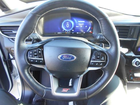 Used 2022 Ford Explorer ST w/ Equipment Group 401A image 15