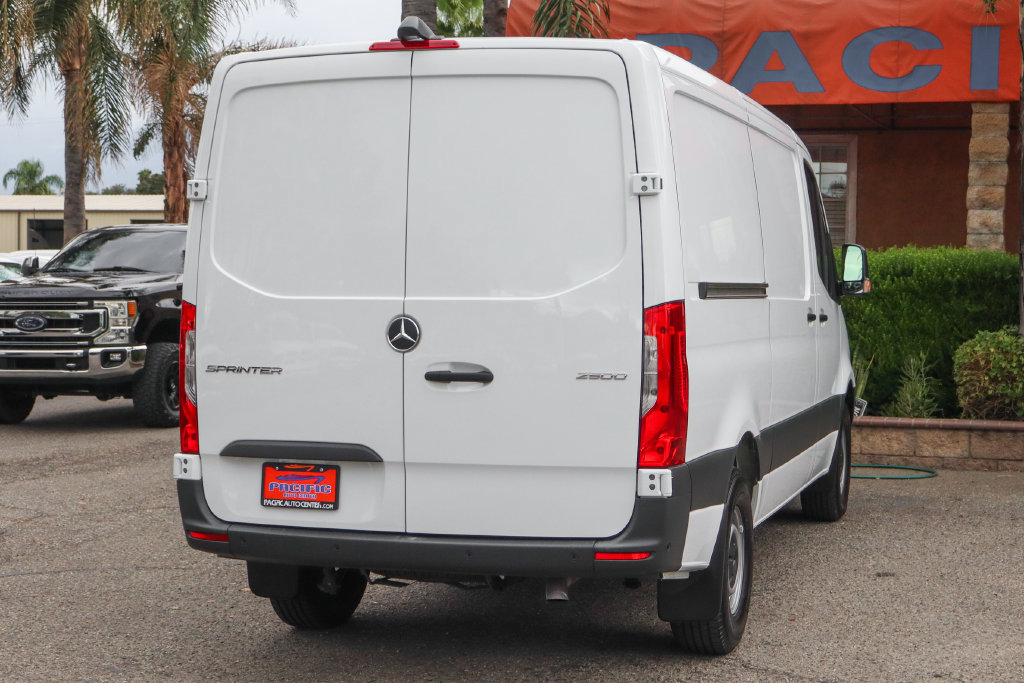 Used 2022 Mercedes-Benz Sprinter 2500 w/ Parking Package image 9