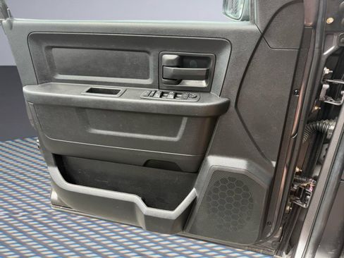 Used 2014 RAM 1500 ST w/ SXT Appearance Group RWD image 19