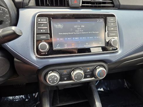 Used 2024 Nissan Versa SV FWD image 22