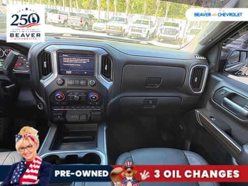 Used 2021 Chevrolet Silverado 1500 LT Trail Boss w/ Convenience Package II AWD/4WD image 17