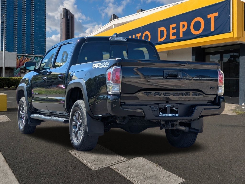 Used 2023 Toyota Tacoma TRD Off-Road w/ TRD Premium Off Road Package AWD/4WD image 3