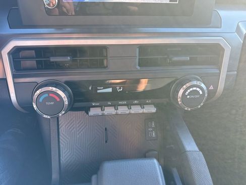 Used 2025 Toyota Tacoma SR5 image 14