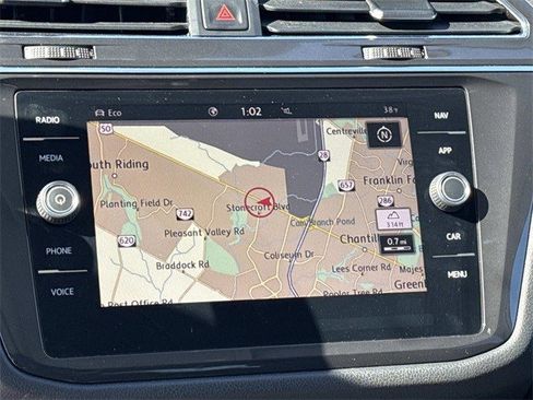 Used 2020 Volkswagen Tiguan SEL image 20