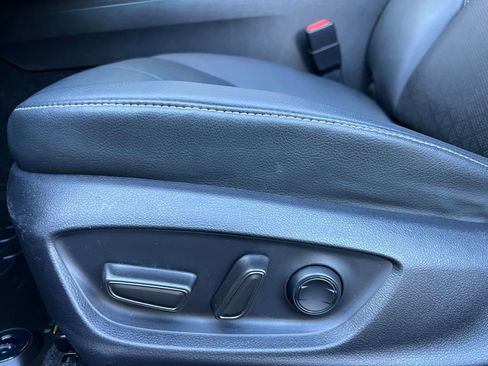 Used 2022 Toyota Camry XSE image 26