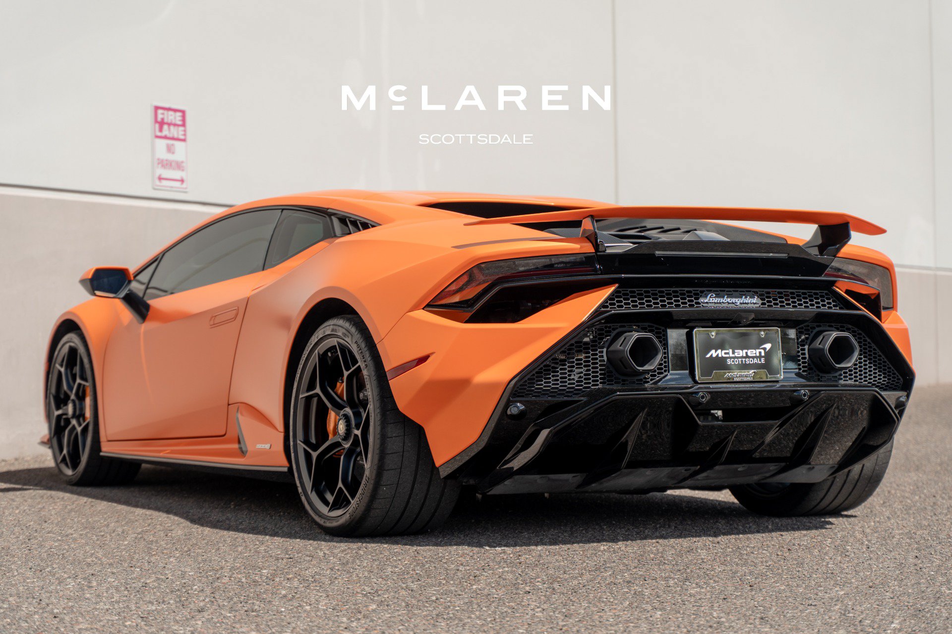 Used 2024 Lamborghini Huracan Tecnica RWD image 5
