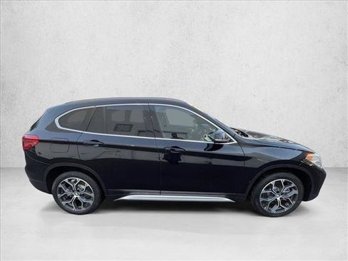 Used 2021 BMW X1 sDrive28i image 4