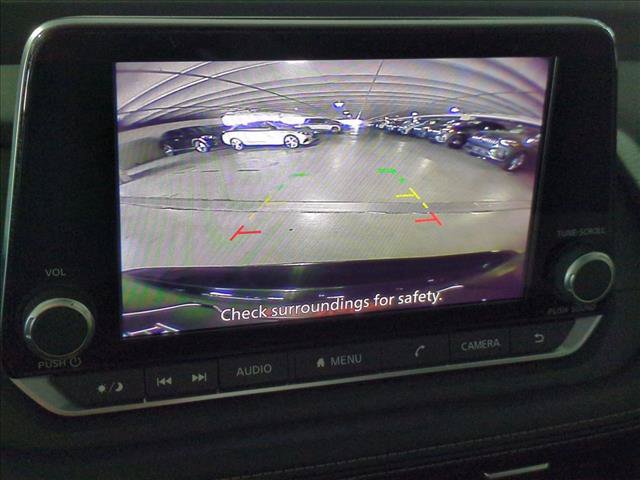 Used 2024 Nissan Rogue SV FWD image 13