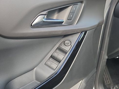 New 2026 Chevrolet Equinox LT FWD image 9