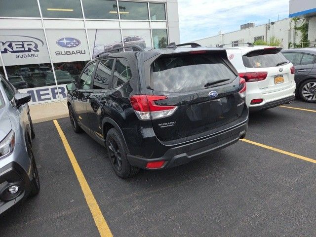 Used 2020 Subaru Forester Premium AWD/4WD image 5