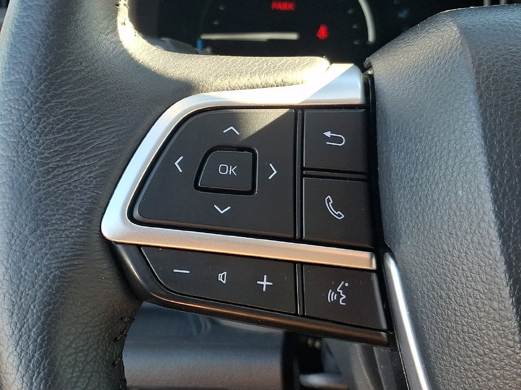 Certified 2026 Toyota Sienna XLE FWD image 30