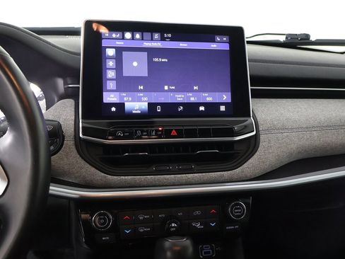 Used 2022 Jeep Compass Latitude w/ Convenience Group image 38