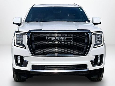 Used 2024 GMC Yukon Denali Ultimate AWD/4WD image 2