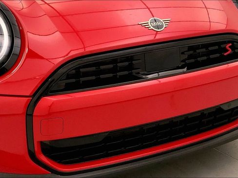 Certified 2025 MINI Cooper S image 29